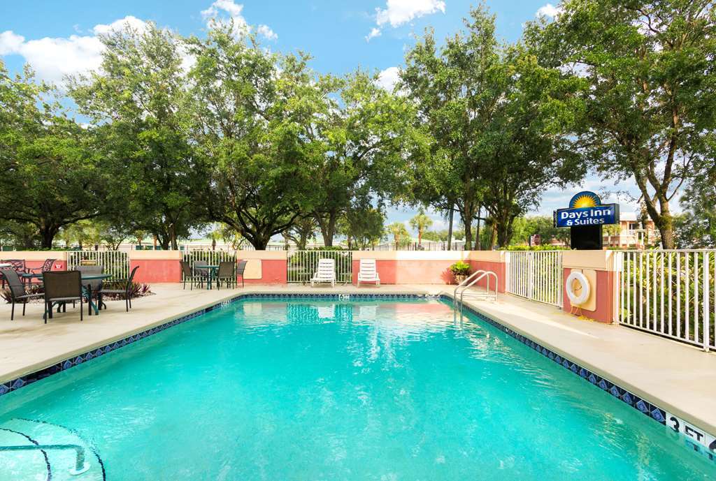 Holiday Inn Express - Naples South - I-75 By Ihg Facilities photo